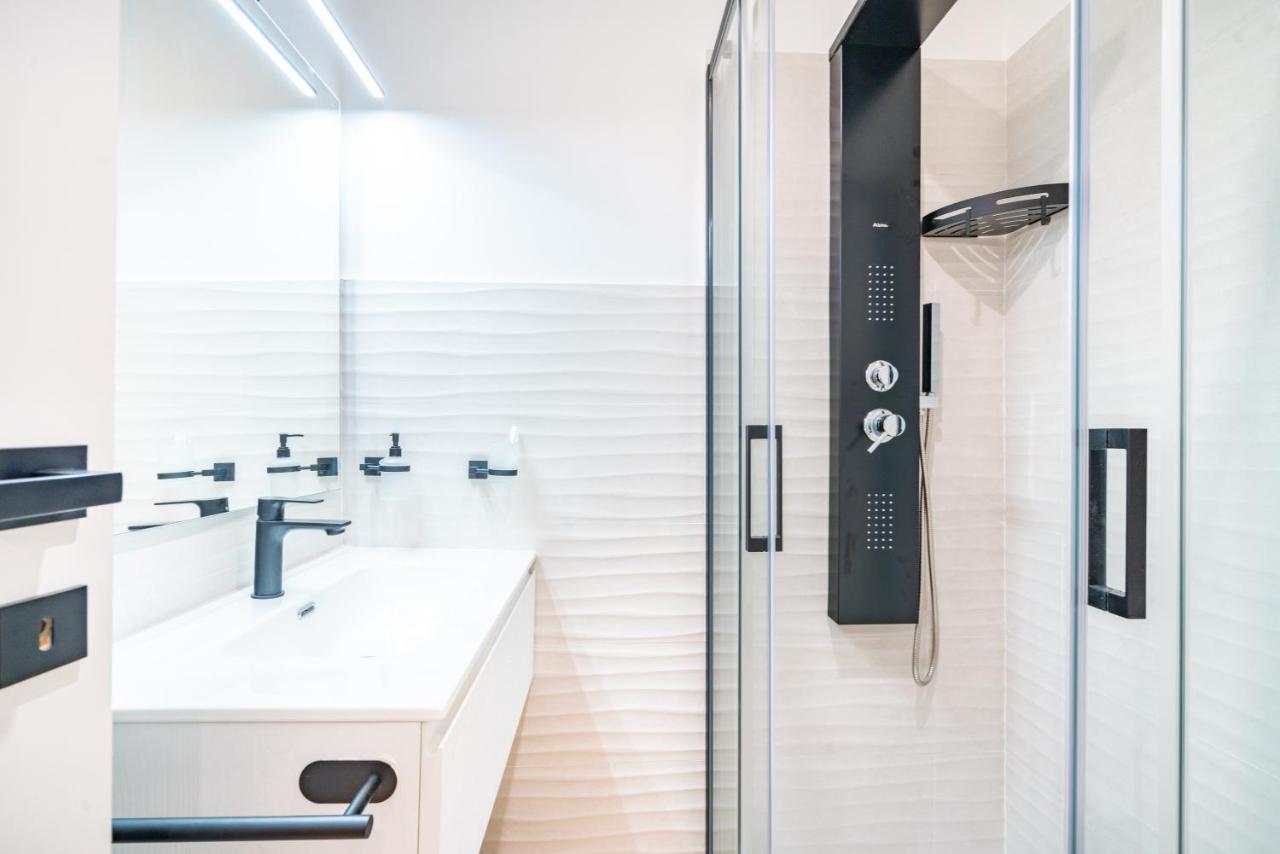 Sunscape Rooms Cagliari City Center Ngoại thất bức ảnh