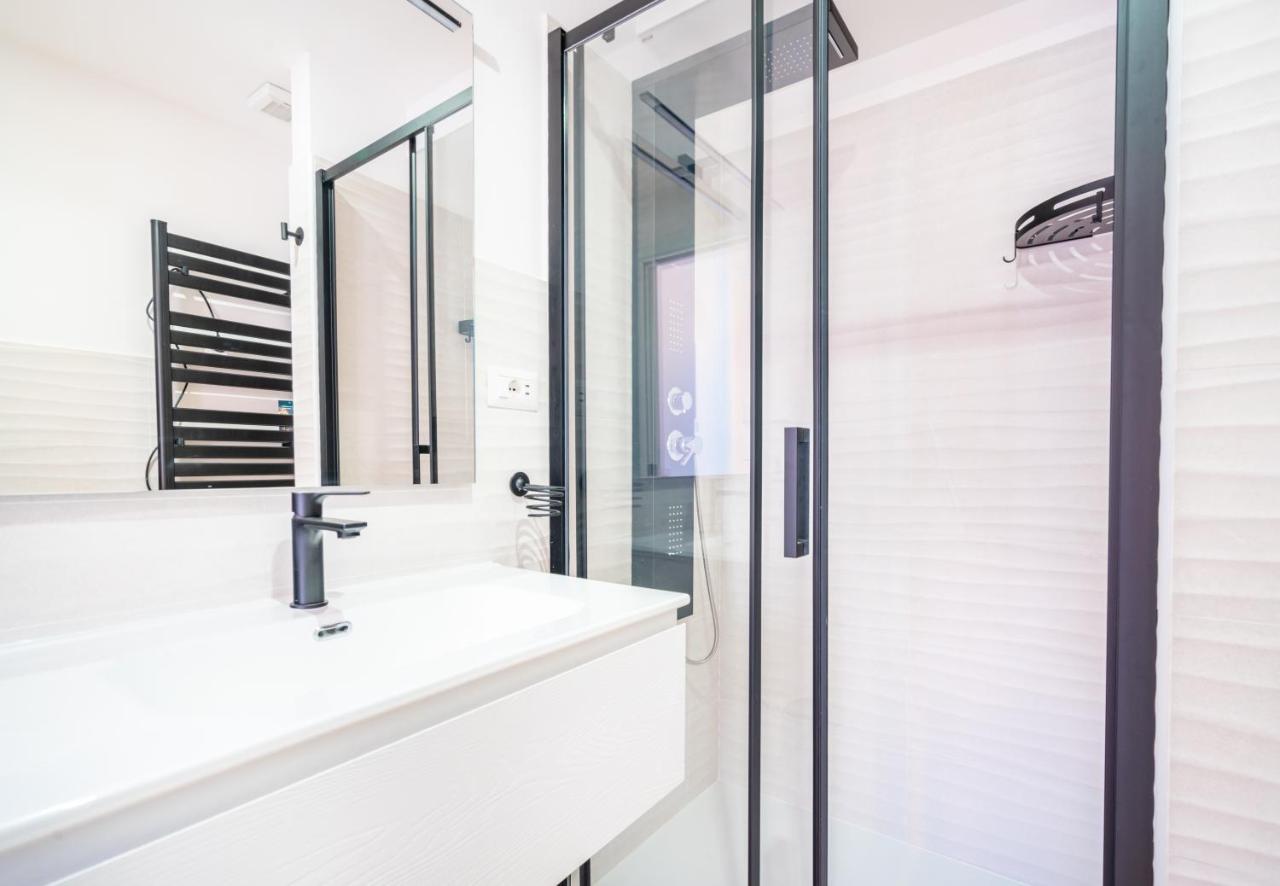 Sunscape Rooms Cagliari City Center Ngoại thất bức ảnh