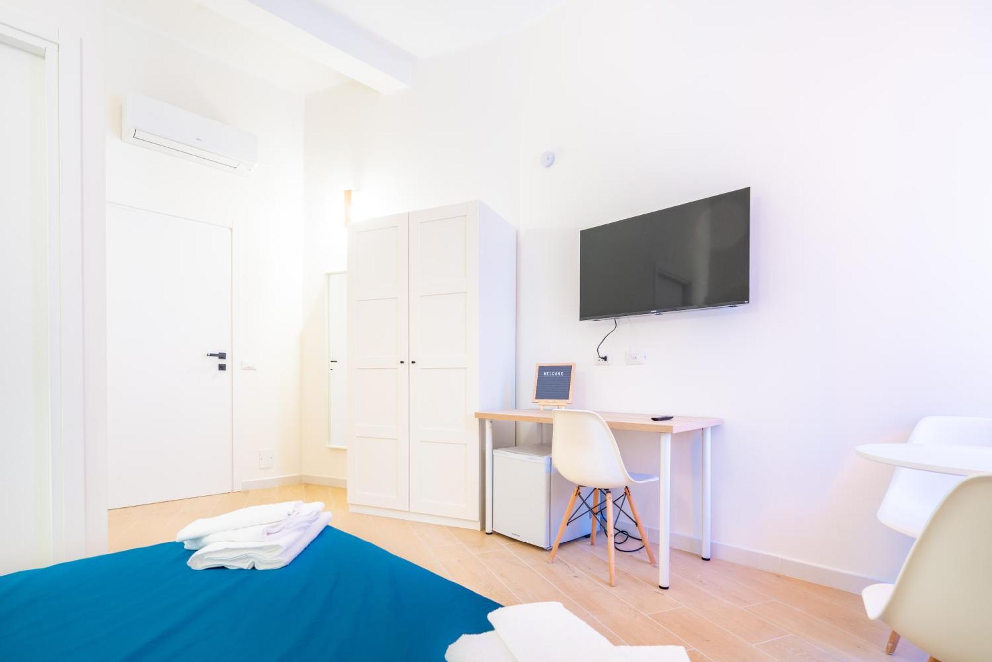 Sunscape Rooms Cagliari City Center Ngoại thất bức ảnh